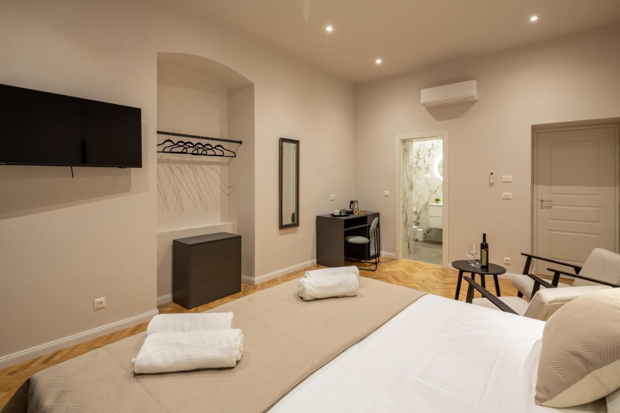 Boutique Lux Rooms Odello Split Old Town Екстер'єр фото